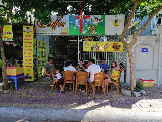 Tom and Jerry Bar and Cafe